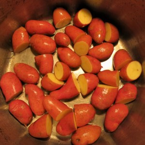 Par-Boiled Potatoes for Brazilian Bakery Sundeay Dinner Chicken with Potatoes