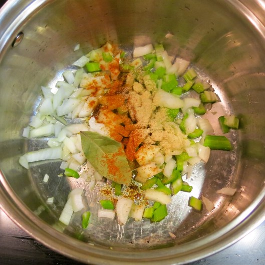 Veggies for Tomato Soup with Lentils, Carrots & Apple