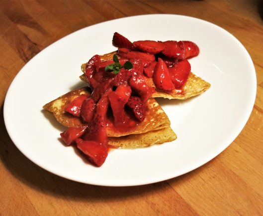 Crêpes with Ricotta-Mascarpone Filling & Strawberries