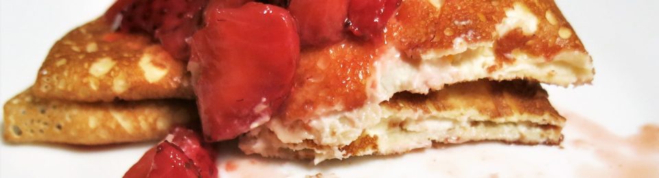 Crêpes with Ricotta-Mascarpone Filling & Strawberries