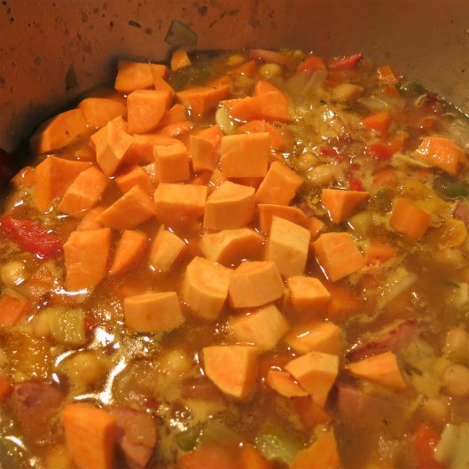 Mediterranean Bean, Sausage & Kale Souppa