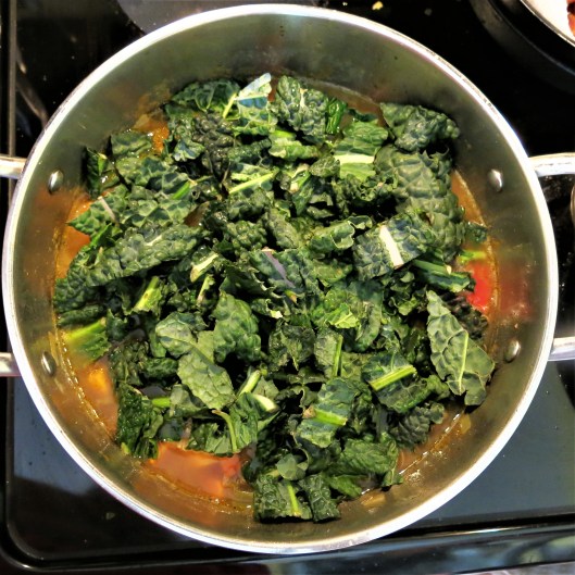 Mediterranean Bean, Sausage & Kale Souppa