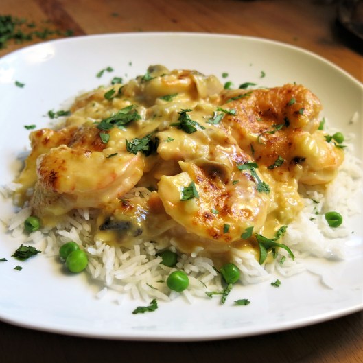Broiled Garlic Shrimp in Rich & Creamy Cheese Sauce