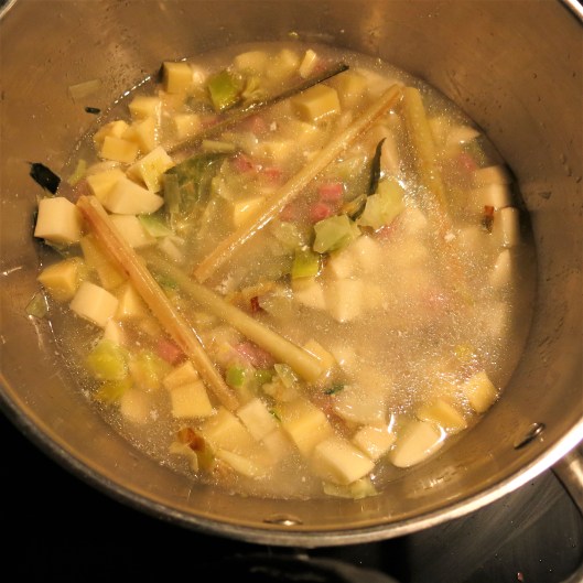 Base for Salmon, Leek and Fennel Chowder