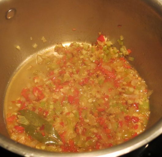 Preparing Lentils with Onion, Bell Peppers, Garlic and Herbs