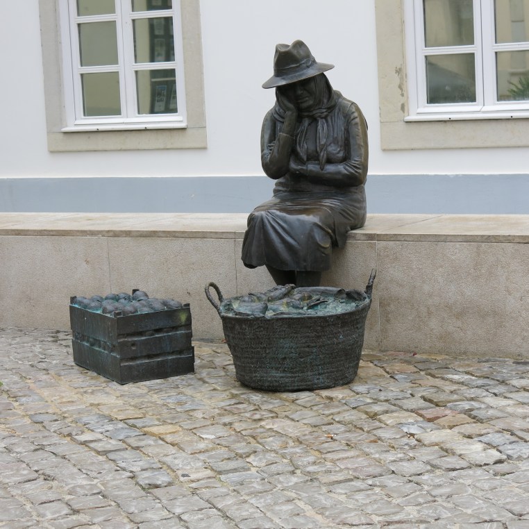Statue at the Loulé Market