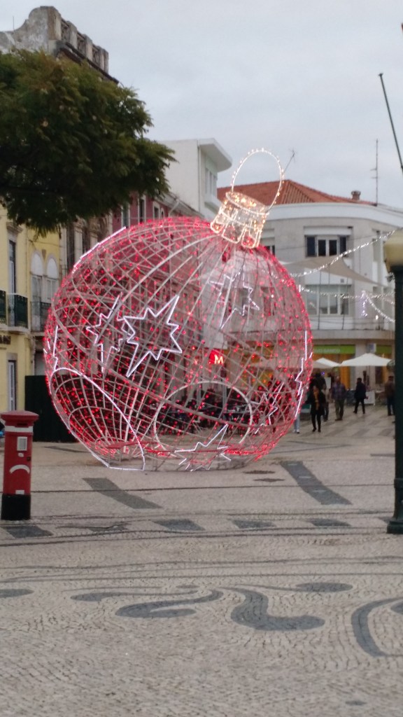 Christmas Decorations, Faro