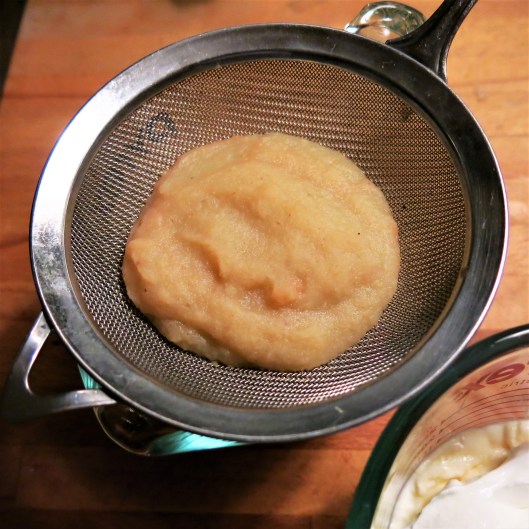 Drained Applesauce for Applesauce-Allspice Aïoli