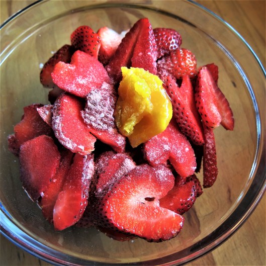 Strawberry Dessert Sauce