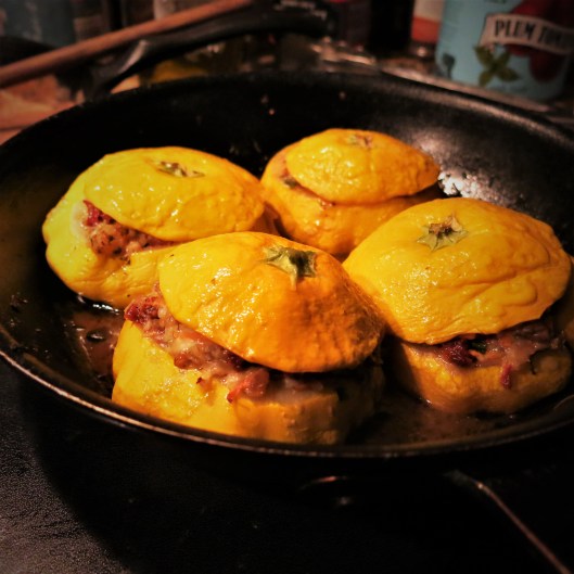Pizza-Flavored Stuffed Patty Pan Squash