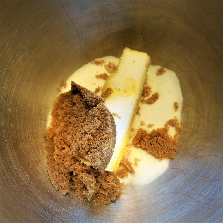 Chewy Chocolate Chip-Coconut Bars