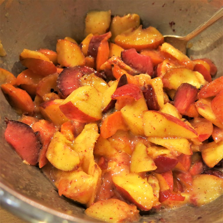 Stone Fruit Pie with Streusel Topping