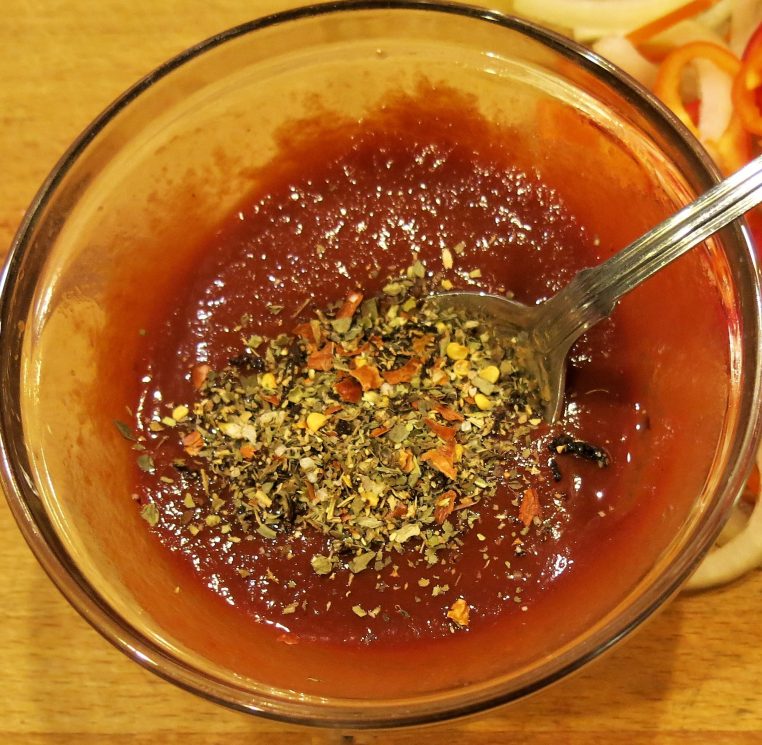 Skillet Pizza-in-a-Meatloaf