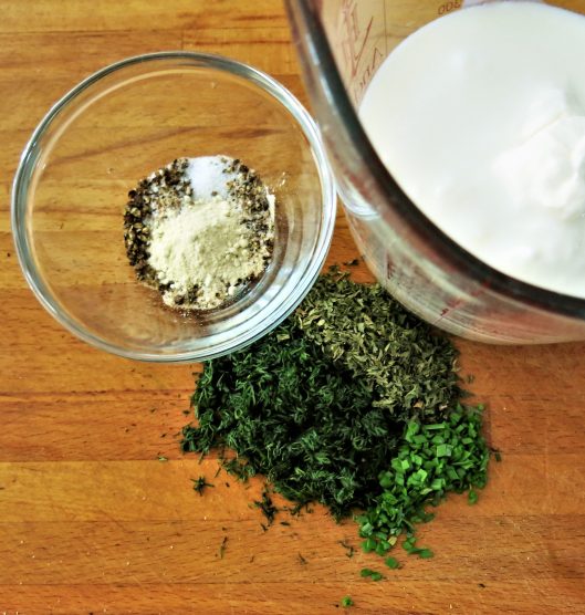 The Goddess's Dilly Ranch Salad Dressing and Dip